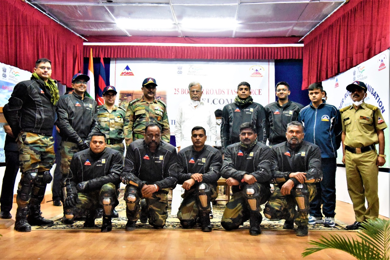 Experience the excitement of the India@75 BRO Motorcycle Expedition! Learn about the incredible 10,000 km journey.