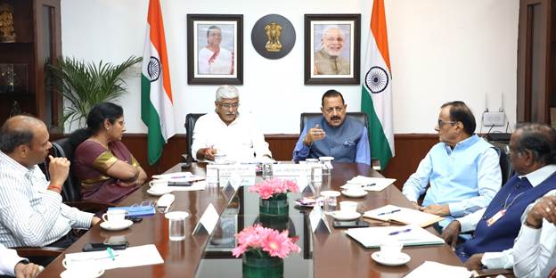 Union Ministers Dr. Jitendra Singh & Gajendra Singh Shekhawat discuss plans for the National Space Day celebrations. Explore highlights here!