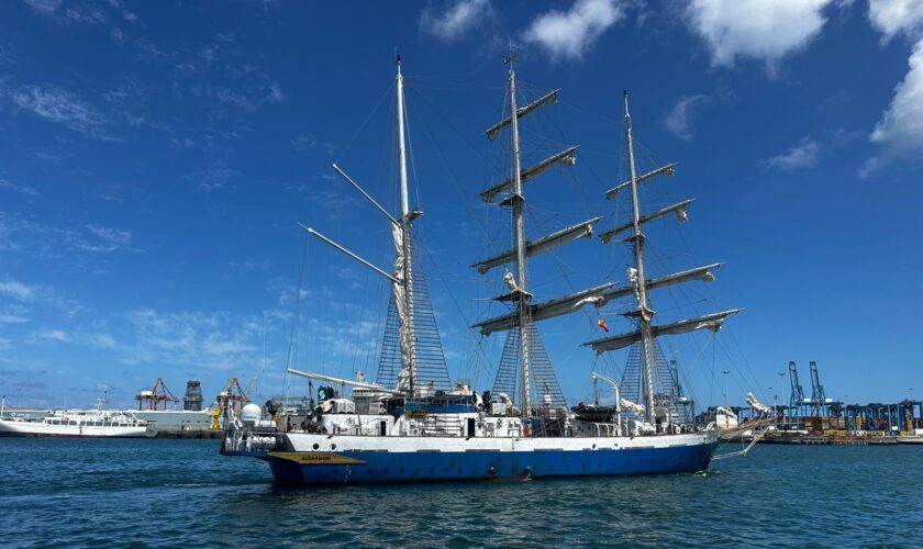 INS Sudarshini at Las Palmas